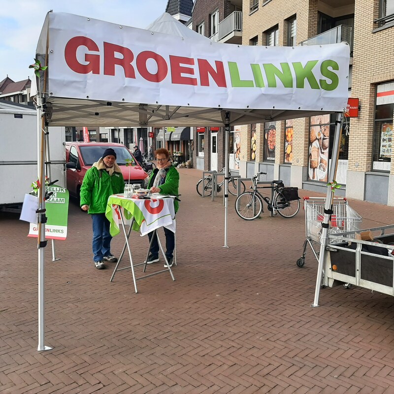 GroenLinks op de woensdagmarkt in Epe